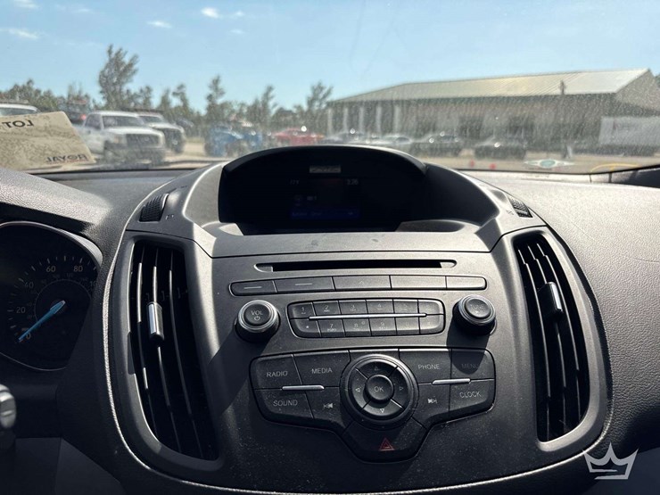 2017-ford-escape-image-15