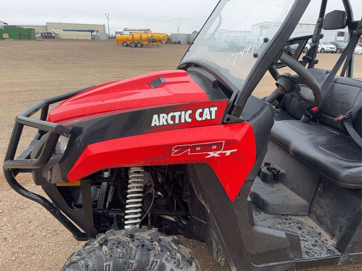 2017-arctic-cat-700-image-6