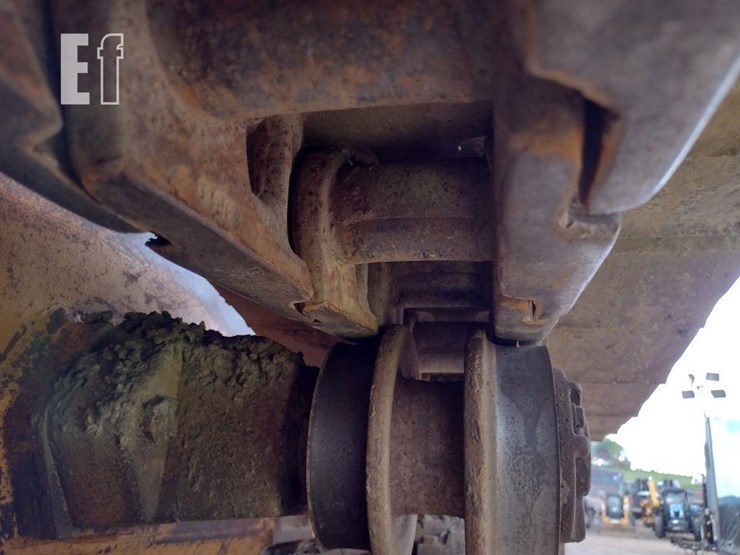 2004-deere-655c-ii-image-28