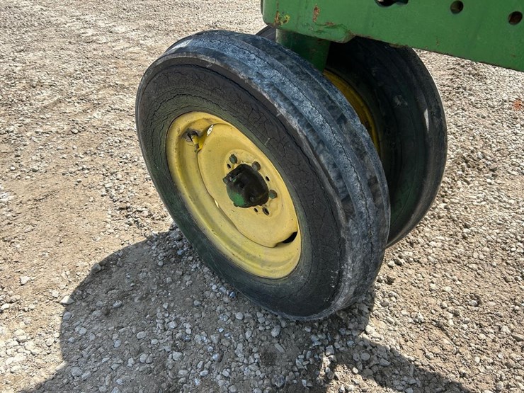 john-deere-model-a-image-16