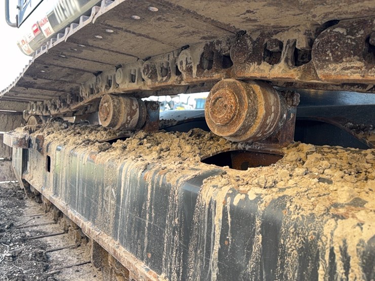 2023-kobelco-sk140sr-lc-7-image-10