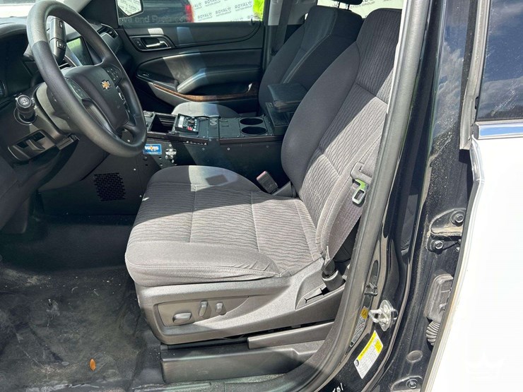 2018-chevrolet-tahoe-image-13