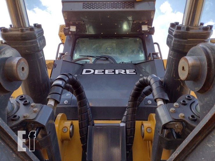 deere-1050-p-tier-image-48
