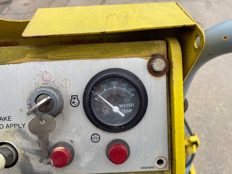 #4050-•-1998-ingersoll-rand-compactor-image-47