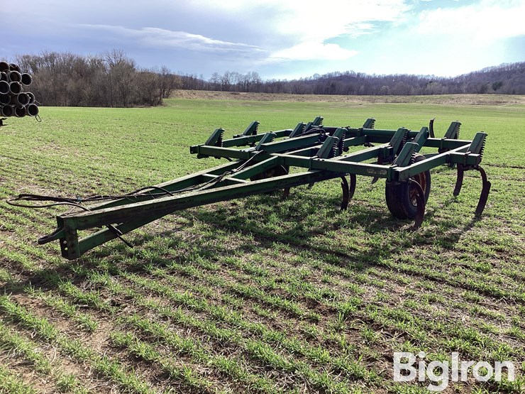 john-deere-1600-image-1