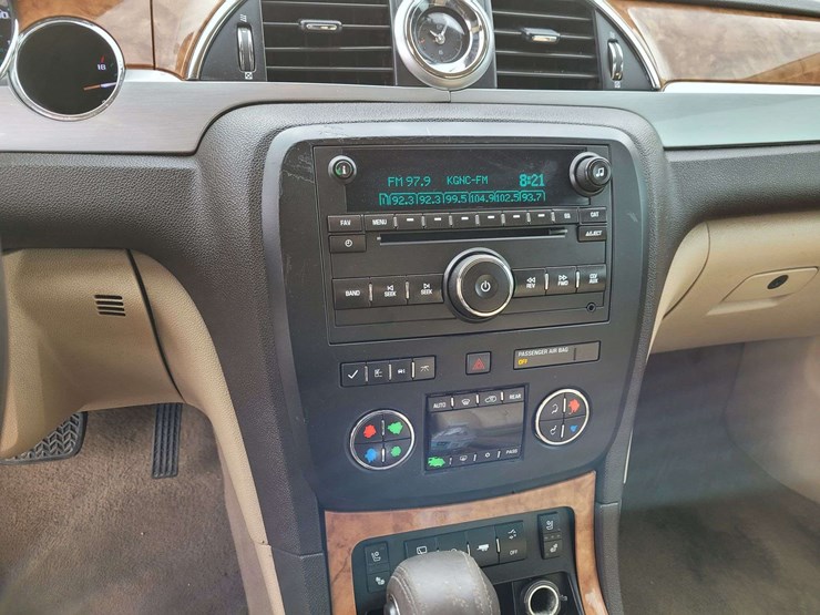 2011-buick-enclave-cxl-image-14