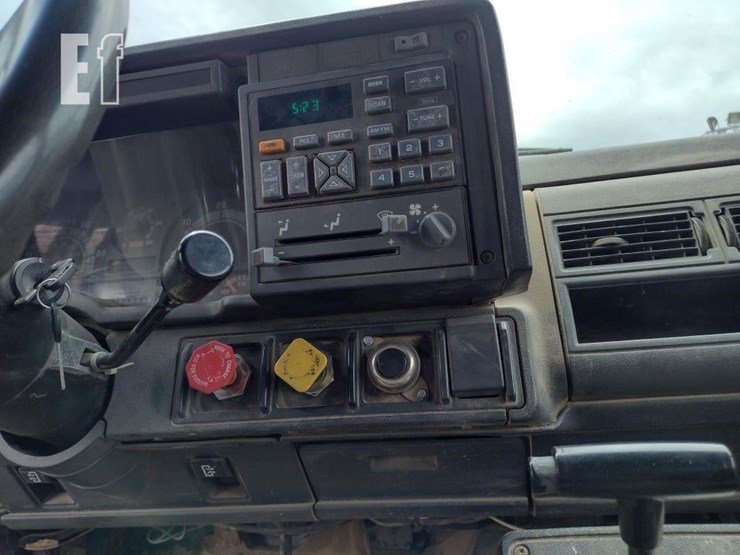1995-gmc-topkick-c6500-image-8