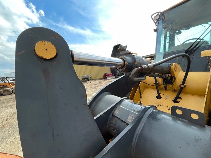 2000-deere-544h-image-14