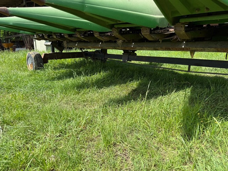john-deere-8-image-12