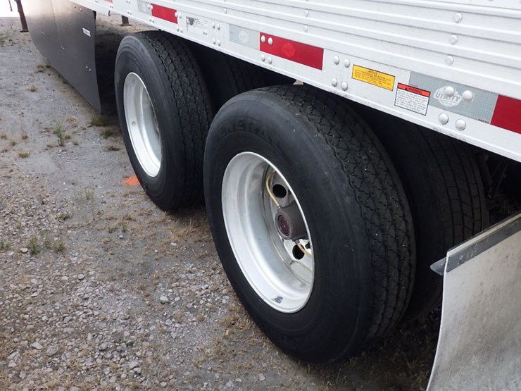 2019-utility-3000r-image-14