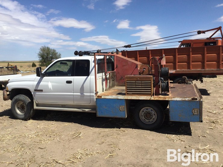 2002-dodge-ram-2500-image-8