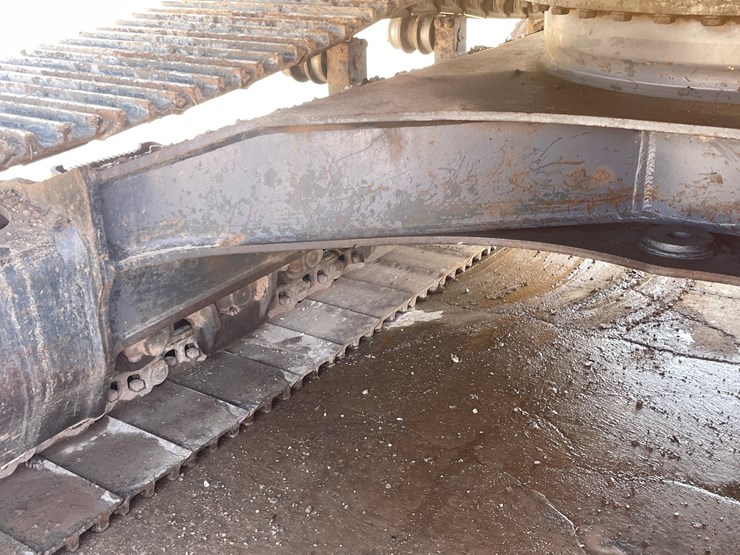 komatsu-pc308-image-15
