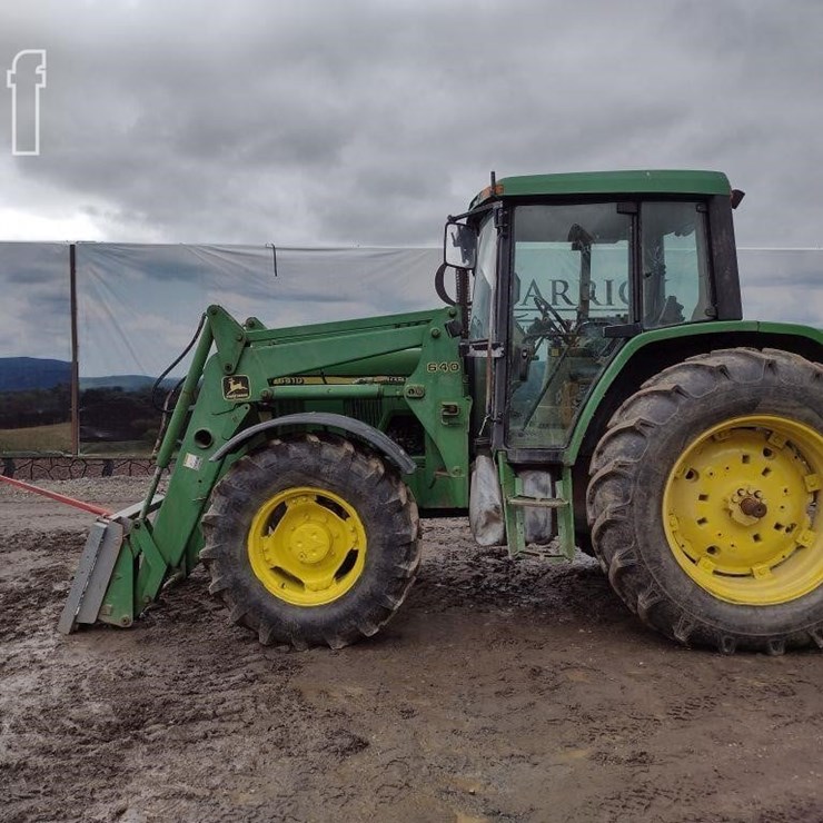 2001 JOHN DEERE 6410