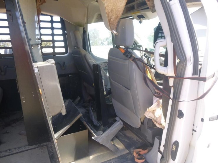 2019-ford-transit-image-12