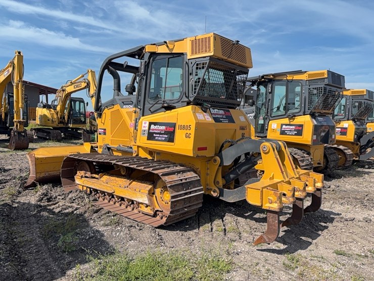 2023-deere-650k-lgp-image-4