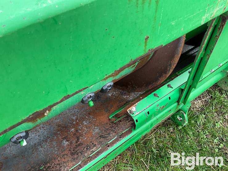 2011-john-deere-635f-image-16