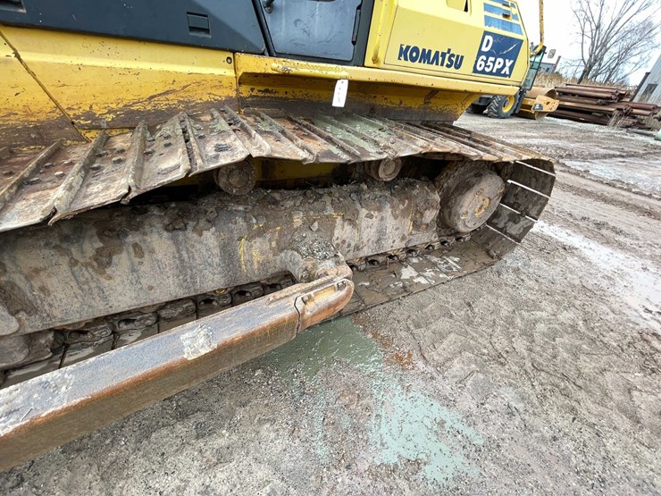 komatsu-d65px-12-image-17