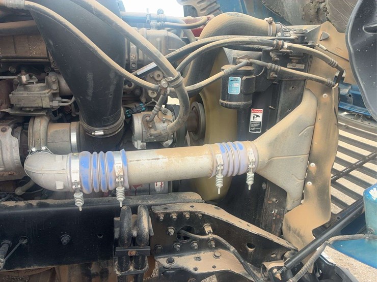 2015-freightliner-cascadia-125-image-64
