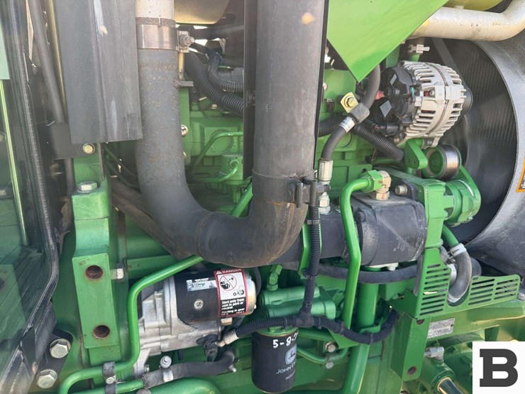 2009-john-deere-6115d-image-17
