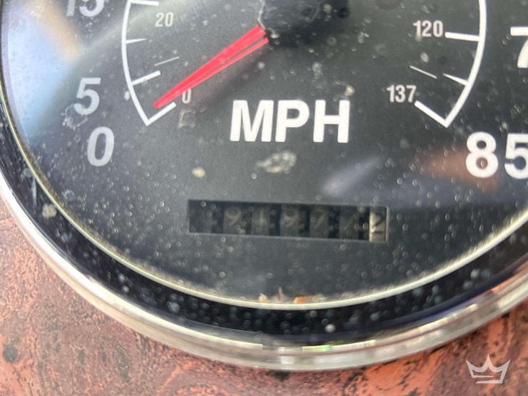 2001-international-9200i-image-8