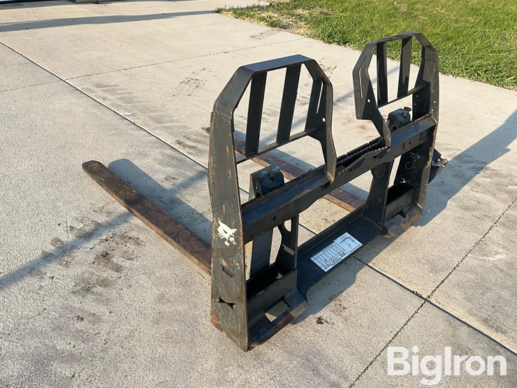 bobcat-pallet-fork-image-7