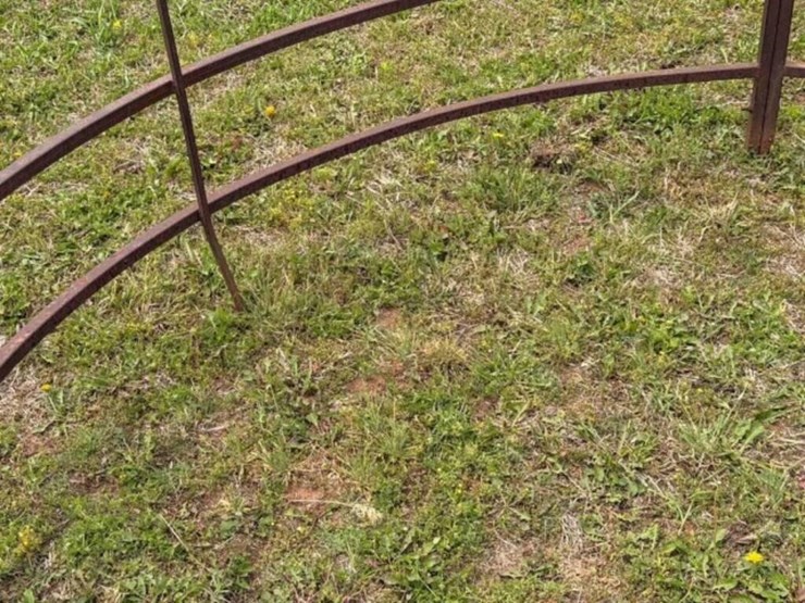 steel-round-bale-feeder-image-3