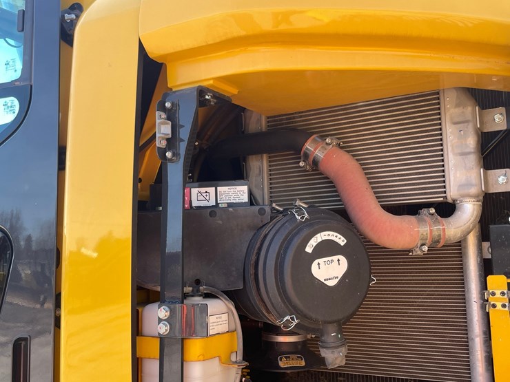 2022-komatsu-pc238us-lc-11-image-41