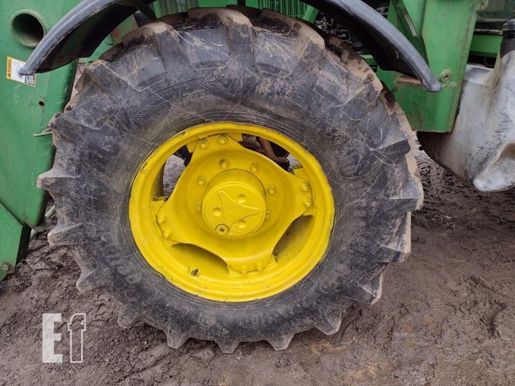 2001-john-deere-6410-image-17