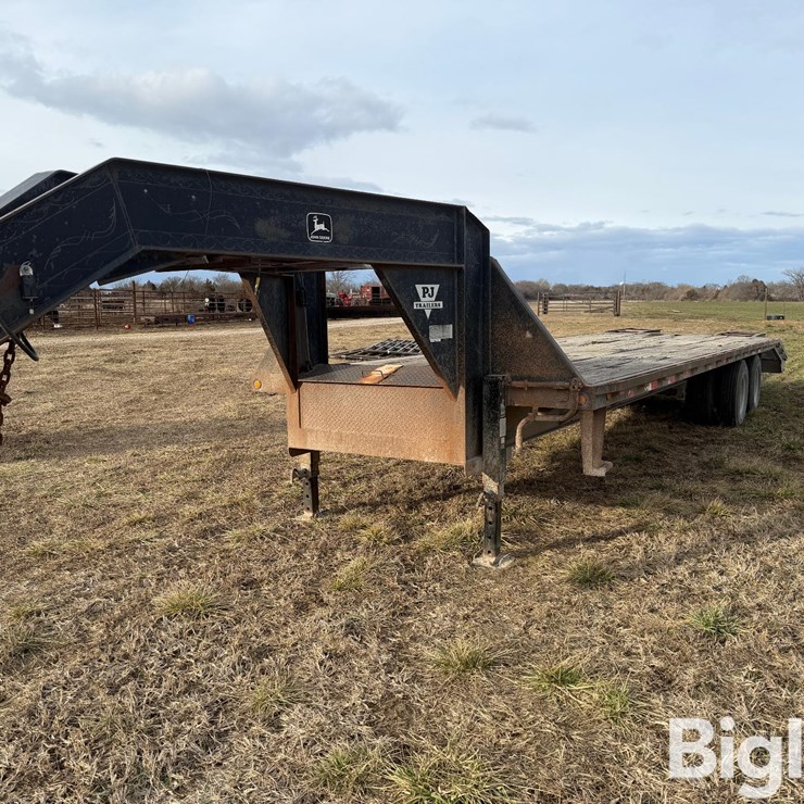 2000 PJ FLATBED