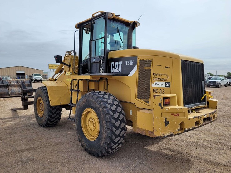 caterpillar-it38h-image-17