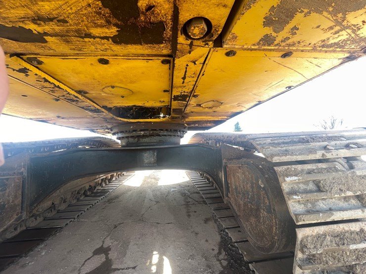 #4007-•-1998-komatsu-400lc-6-excavator-image-37