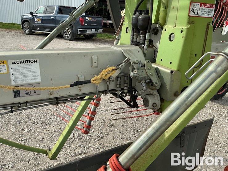 2012-claas-liner-2800-image-17