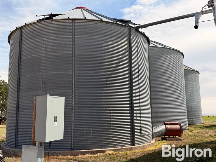 stor-mor-complete-grain-bin-set-up-image-6