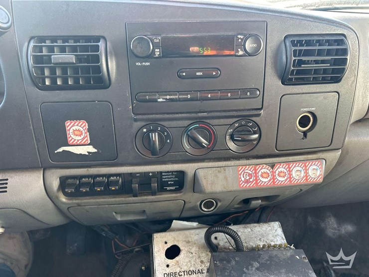 2006-ford-f350-image-24
