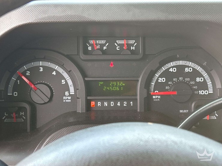 2017-ford-e450-image-14