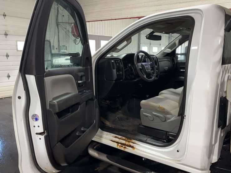2018-gmc-sierra-3500hd-image-10