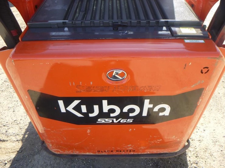 2020-kubota-ssv65-image-17