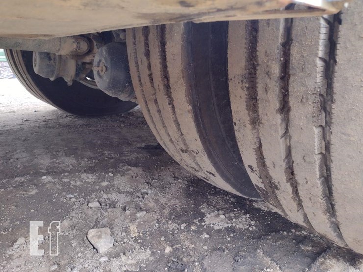 2018-hino-338-image-17