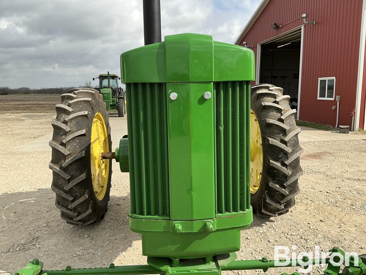 1954-john-deere-60-image-10