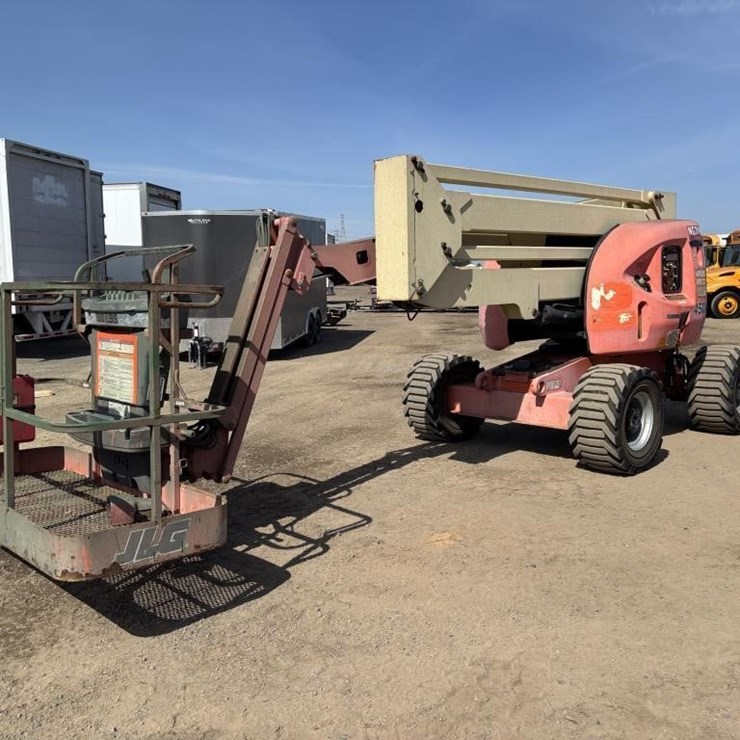 2003 JLG 450AJS II