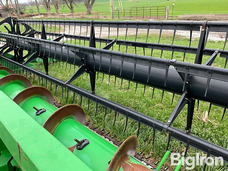 2011-john-deere-635f-image-14