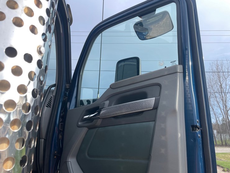 2015-kenworth-t880-image-121