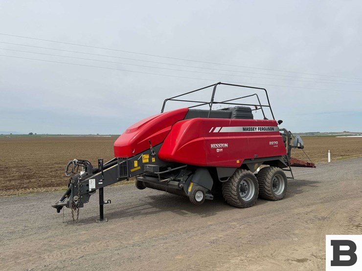 2022-massey-ferguson-2270-image-2