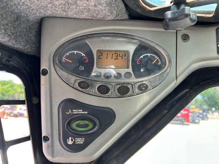 bobcat-s300-image-23