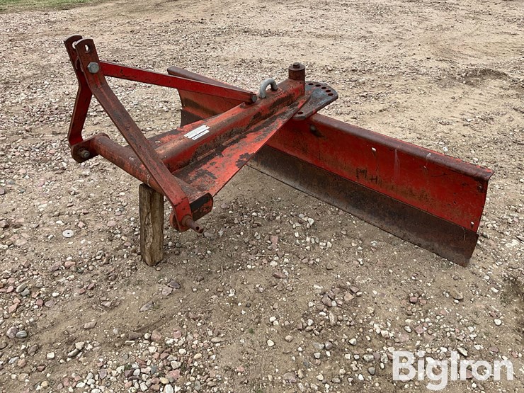 massey-ferguson-16-image-1
