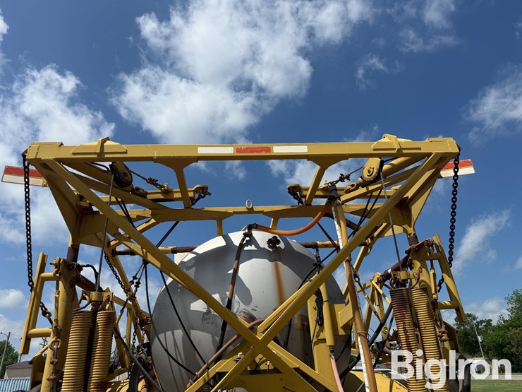 ag-chem-terra-gator-8104-image-15
