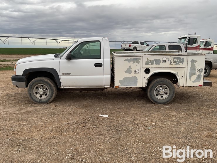 2006-chevrolet-3500-image-8