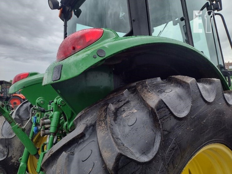 2007-john-deere-6215-image-28