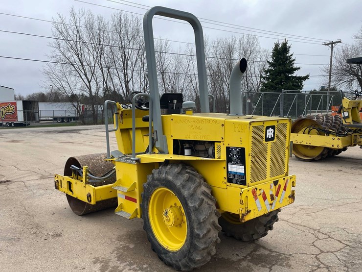 #4050-•-1998-ingersoll-rand-compactor-image-7