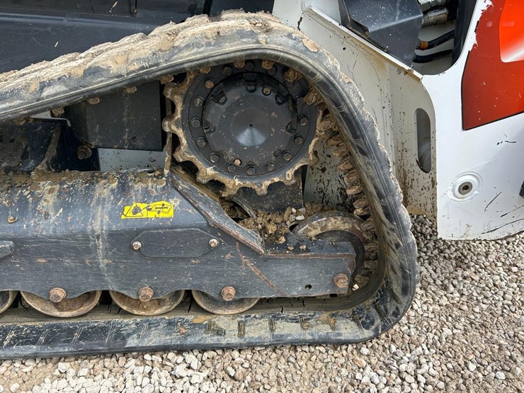 2022-bobcat-t66-image-17